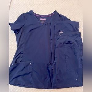 Healing Hands- Purple Label Medium Scrub Set